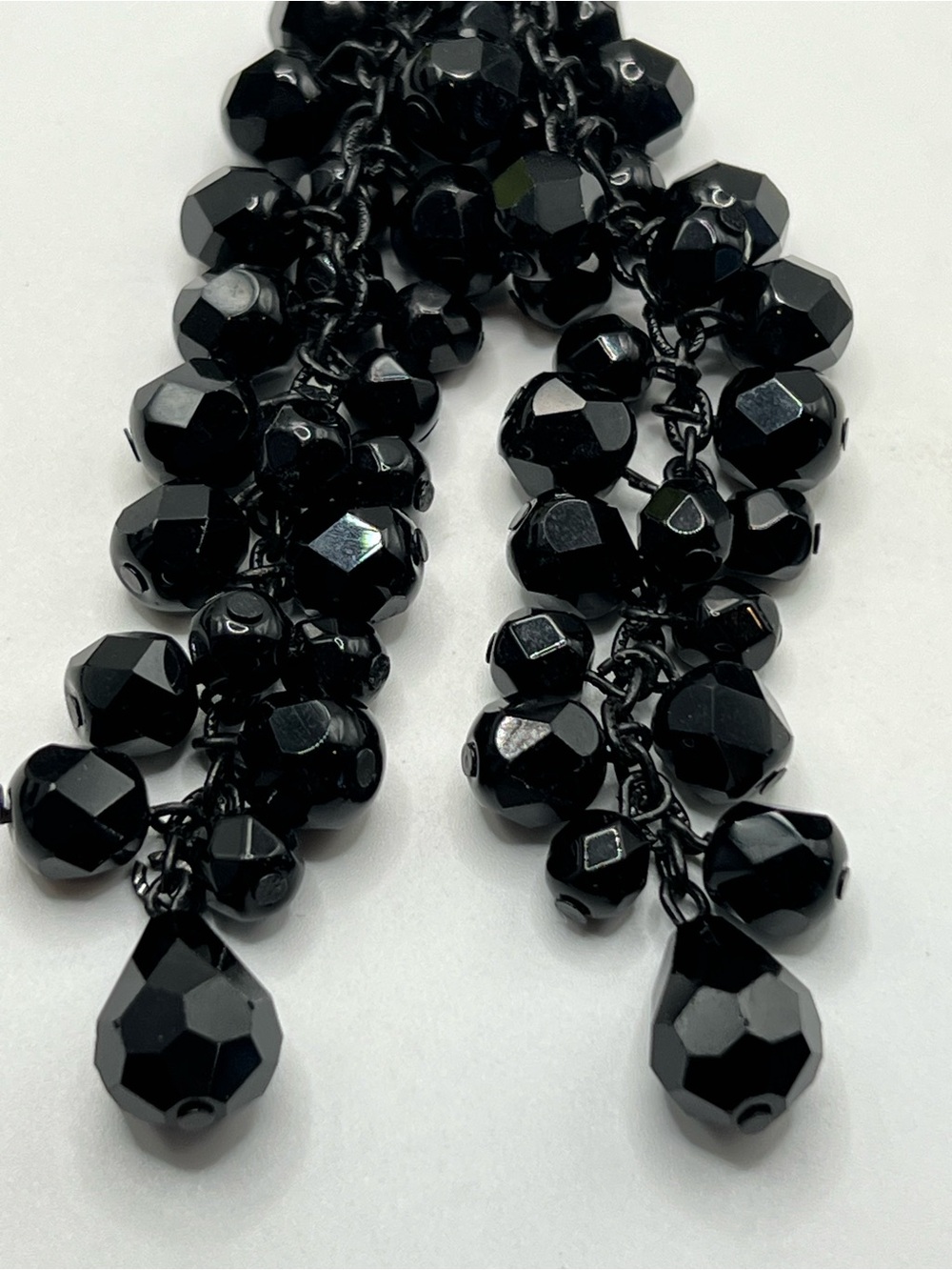 White House Black Market Black Faceted Bead Pendant Necklace